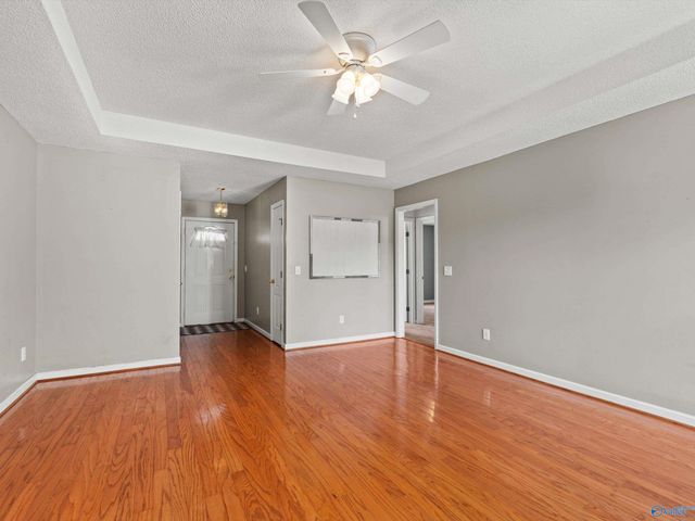 123 Castleridge Drive, New Market, AL 35761