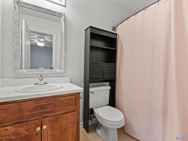 123 Castleridge Drive, New Market, AL 35761