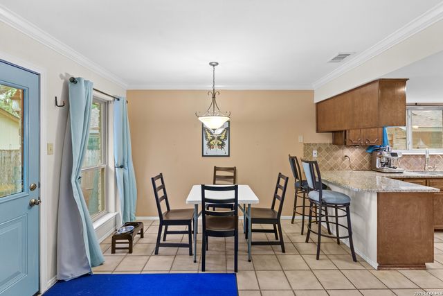 15306 MOUNT EAGLE ST, San Antonio, TX 78232