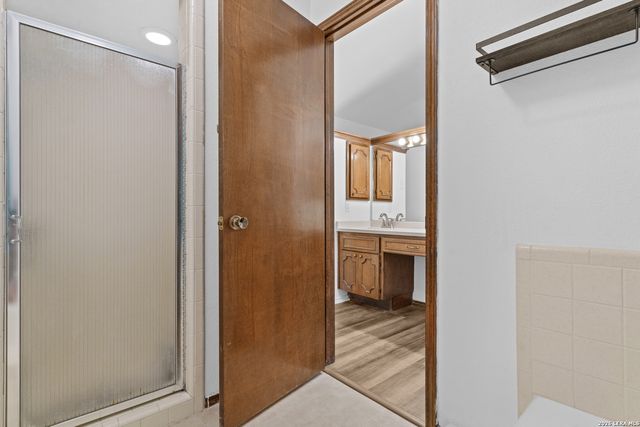 15306 MOUNT EAGLE ST, San Antonio, TX 78232