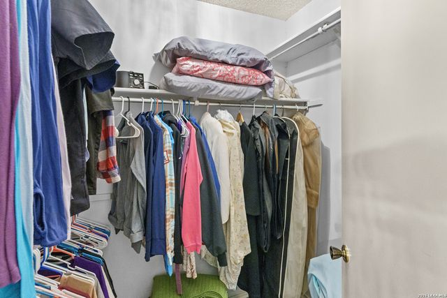 15306 MOUNT EAGLE ST, San Antonio, TX 78232