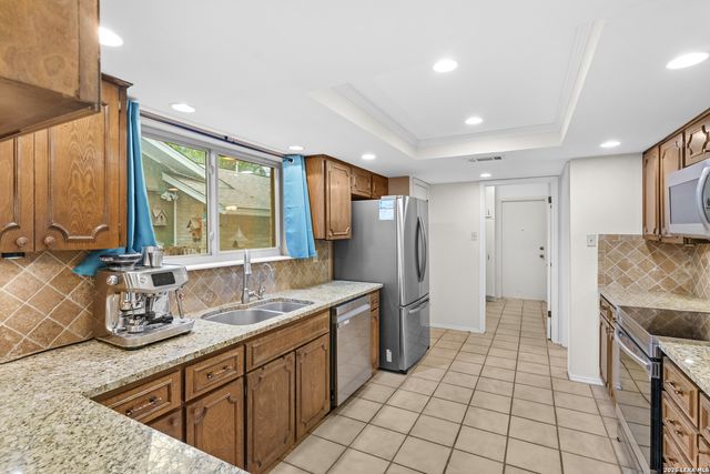 15306 MOUNT EAGLE ST, San Antonio, TX 78232