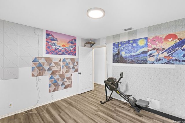 15306 MOUNT EAGLE ST, San Antonio, TX 78232