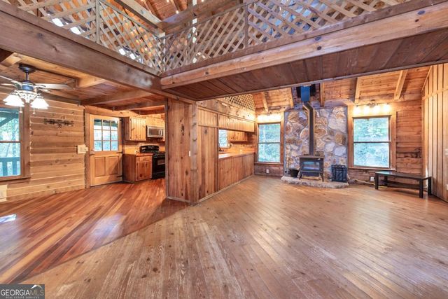 168 Burnt Mountain Cove Road, Jasper, GA 30143