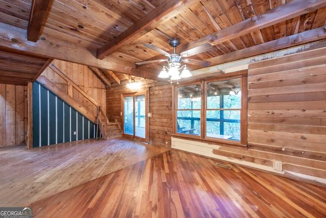 168 Burnt Mountain Cove Road, Jasper, GA 30143