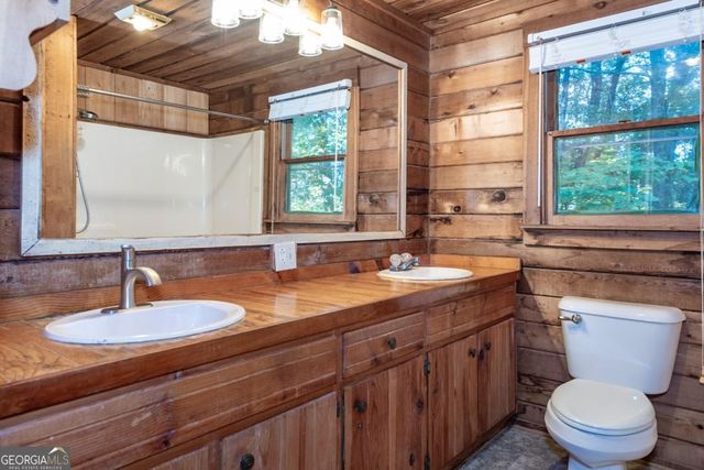 168 Burnt Mountain Cove Road, Jasper, GA 30143