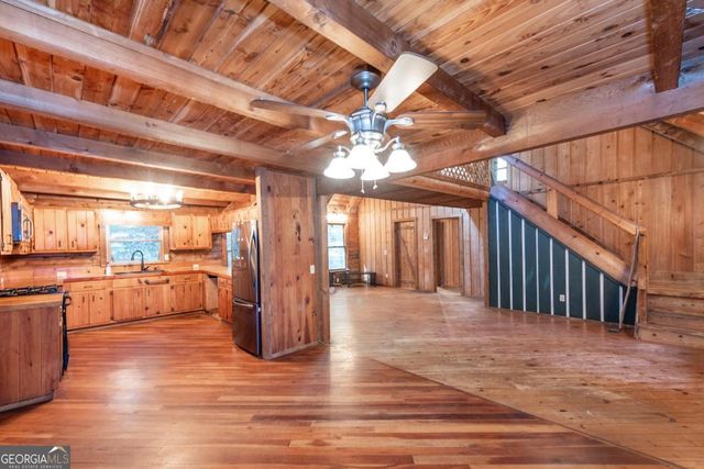 168 Burnt Mountain Cove Road, Jasper, GA 30143