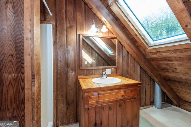 168 Burnt Mountain Cove Road, Jasper, GA 30143