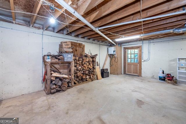 168 Burnt Mountain Cove Road, Jasper, GA 30143