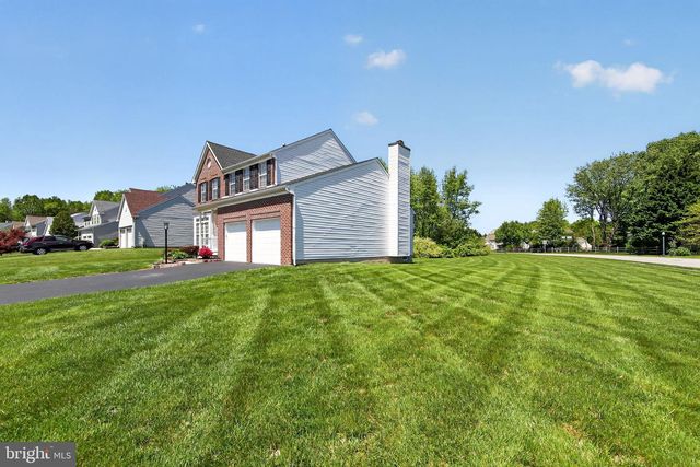 222 W HOPE CT, Bear, DE 19701