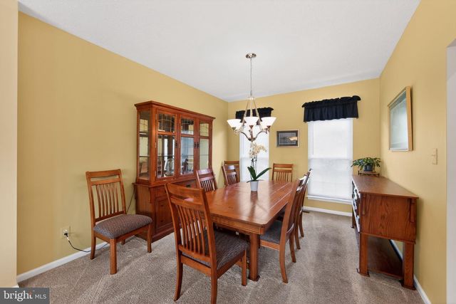 222 W HOPE CT, Bear, DE 19701