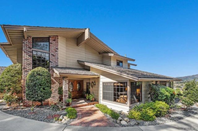 1605 Vista Del Valle, El Cajon, CA 92019