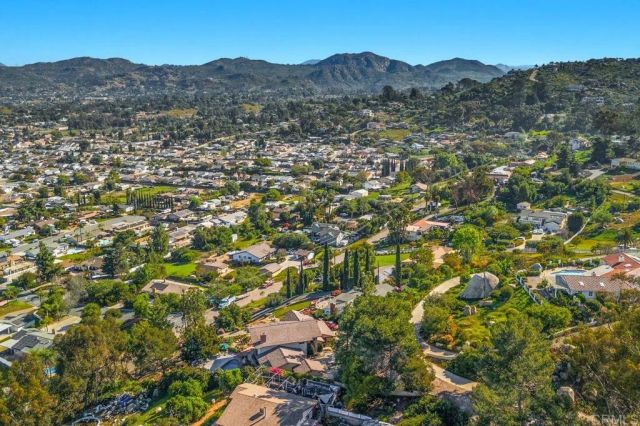 1605 Vista Del Valle, El Cajon, CA 92019