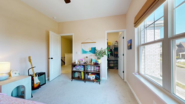 224 Lightwood Dr, Antioch, TN 37013