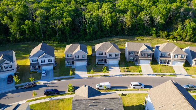 224 Lightwood Dr, Antioch, TN 37013