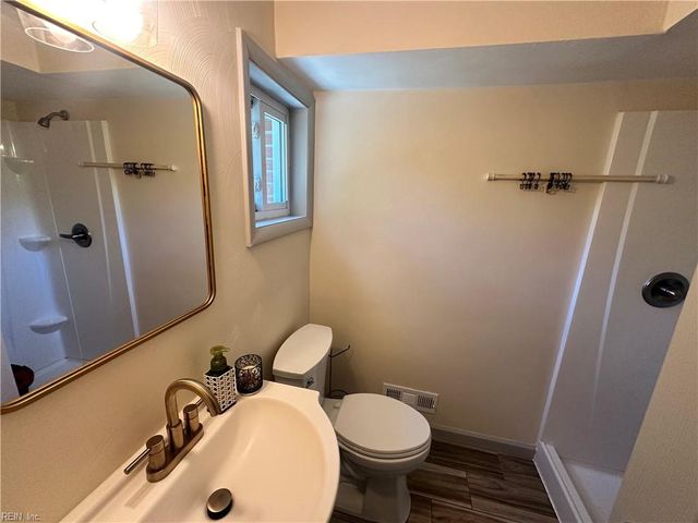 523 Briar Hill RD, Norfolk, VA 23502