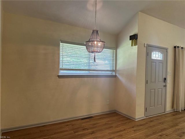 523 Briar Hill RD, Norfolk, VA 23502