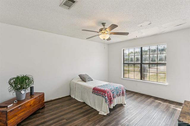 4720 Kitty Hawk Cir, Gulf Breeze, FL 32563