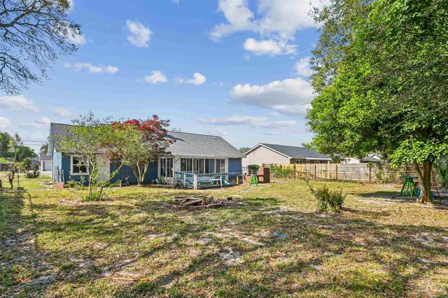 4720 Kitty Hawk Cir, Gulf Breeze, FL 32563