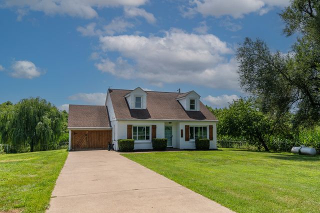 1685 Bumpus Mill Rd, Oak Grove, KY 42262