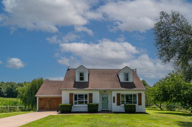 1685 Bumpus Mill Rd, Oak Grove, KY 42262