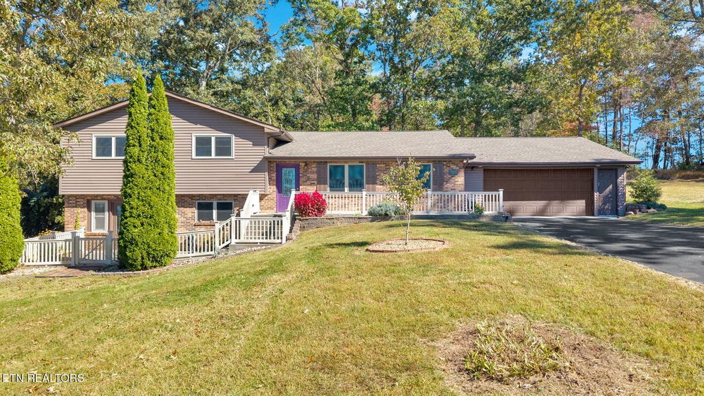 947 Lawnville Rd, Kingston, TN 37763