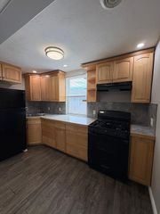 38 Neptune Street 2R, Lynn, MA 01905