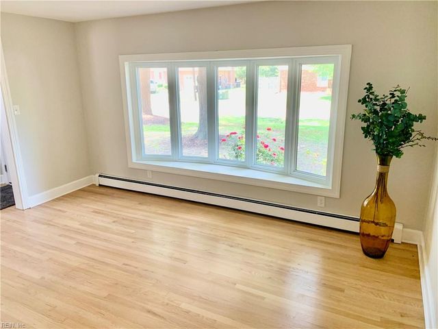 4237 Thistle DR, Portsmouth, VA 23703