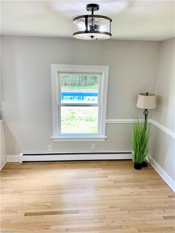 4237 Thistle DR, Portsmouth, VA 23703