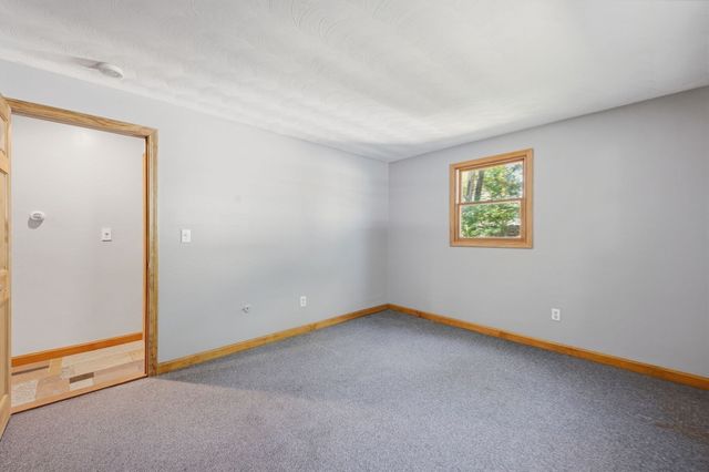 27 Ansie Road, Chelmsford, MA 01824