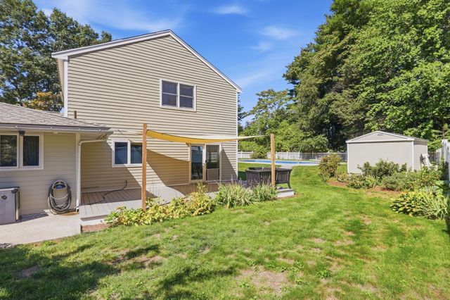 27 Ansie Road, Chelmsford, MA 01824