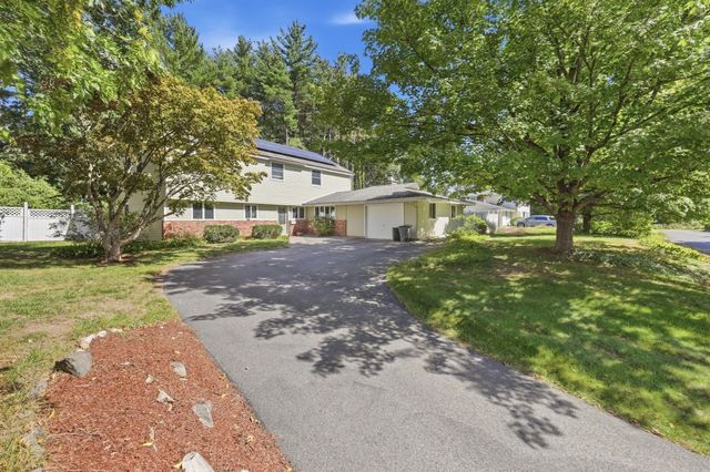 27 Ansie Road, Chelmsford, MA 01824