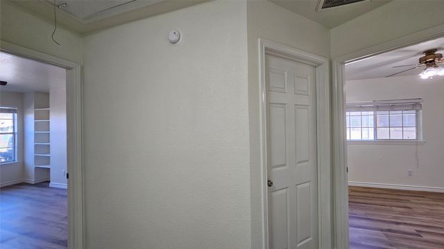 901 W Congress Street, Denton, TX 76201