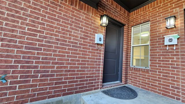 901 W Congress Street, Denton, TX 76201