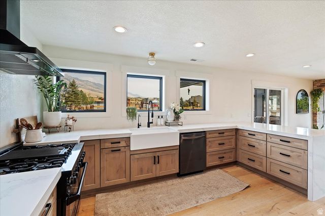 4146 N 4000 E, Eden, UT 84310