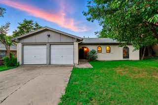 7525 Maple Drive, North Richland Hills, TX 76180