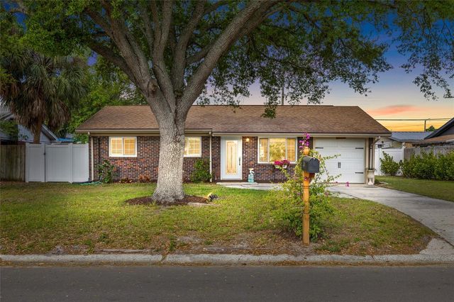 4504 DREISLER STREET, Tampa, FL 33634