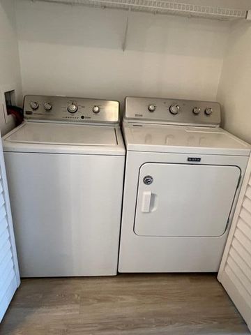 111 Yacht Club Way 305, Hypoluxo, FL 33462