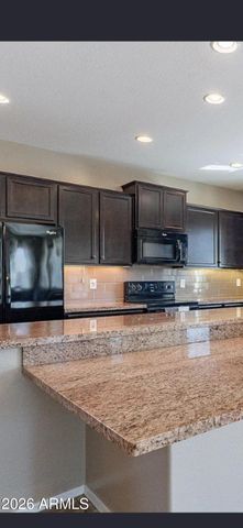 28311 N CACTUS FLOWER Circle, San Tan Valley, AZ 85143
