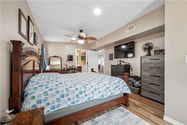 622 S Sandpiper, Ingleside, TX 78362