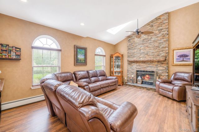 2 Piedmont Court, Centereach, NY 11720