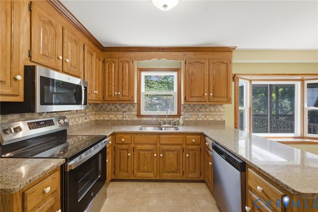 12611 Lancey Ct, Midlothian, VA 23114