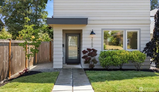 2109 NE 83rd Street, Seattle, WA 98115