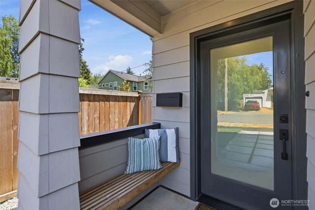 2109 NE 83rd Street, Seattle, WA 98115