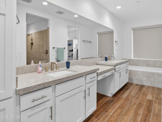 11673 N 136th Street 2009, Scottsdale, AZ 85259