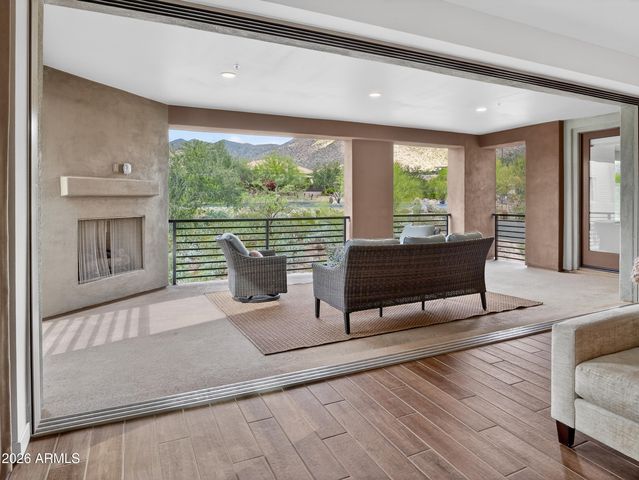 11673 N 136th Street 2009, Scottsdale, AZ 85259