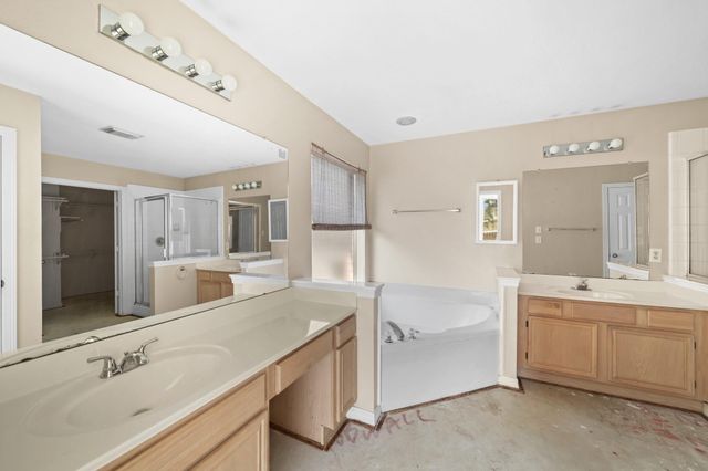 2309 Lord Nelson Drive, Seabrook, TX 77586