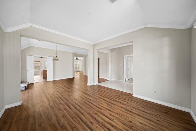 2309 Lord Nelson Drive, Seabrook, TX 77586
