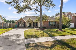 2309 Lord Nelson Drive, Seabrook, TX 77586
