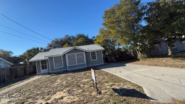 502 Wisteria Street, Panama City Beach, FL 32407